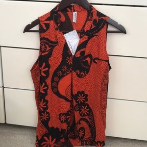 Wahine Toa blouse size xs